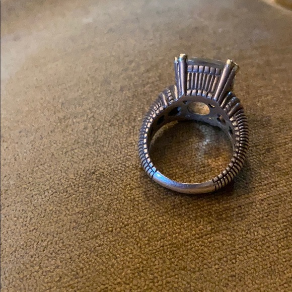 Beautiful Judith Ripka ring - Picture 3 of 4